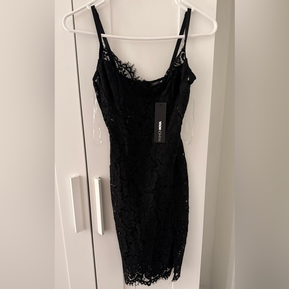 Fashion Nova 🖤 Dropping Hints Lace Black Dress | XS | NWT | - Picture 6 of 10